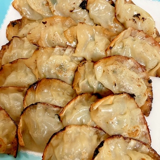 卵無しで作るニラ・キャベツ・豚ひき肉の餃子